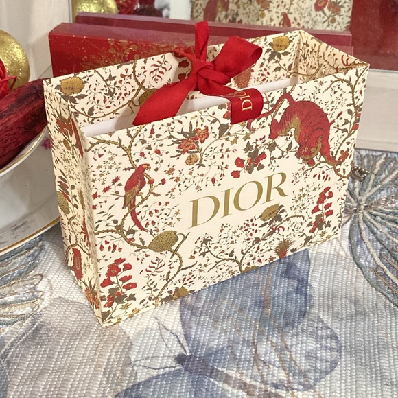 Dior Lunar New Year Tiger 2023 Gift Bag Beauty Bundle - Picture 3 of 7